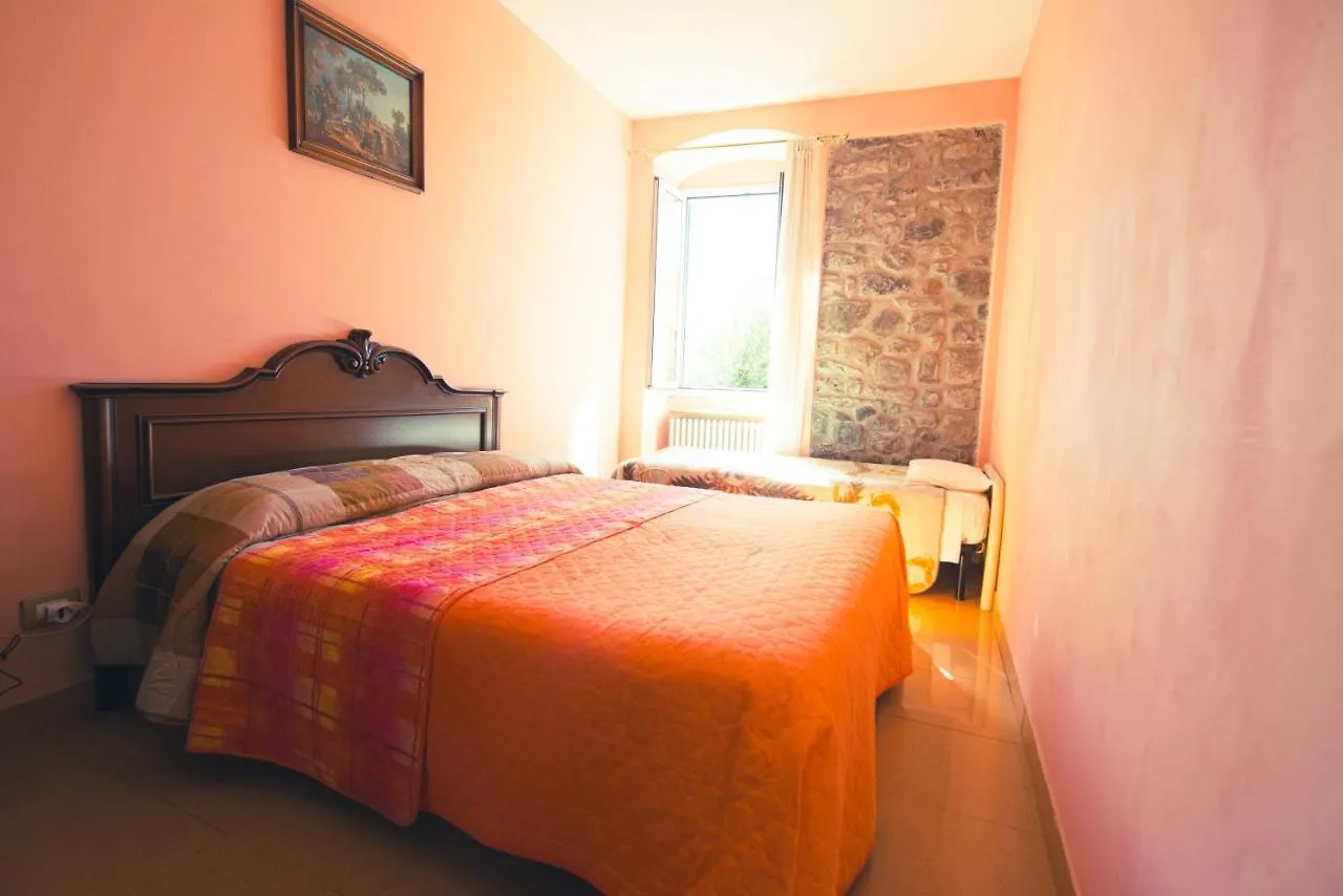 Relax Brugnato Apartment 0*,